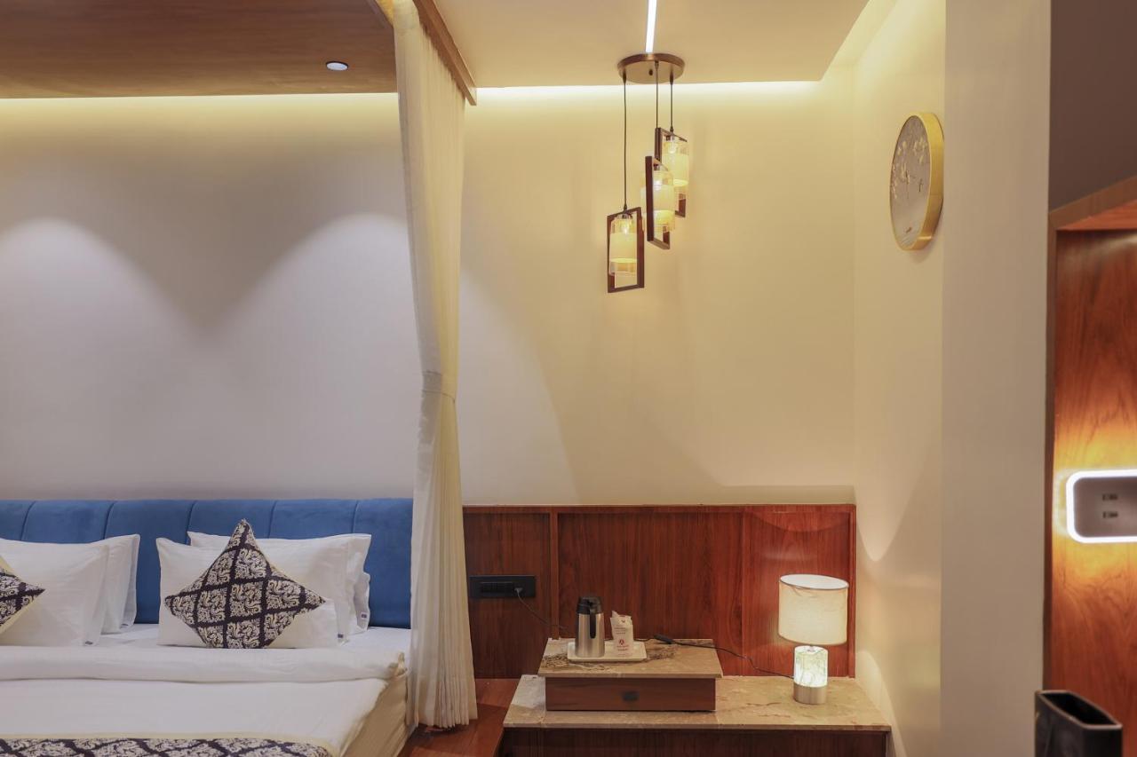 Hotel Aditya Mansingh Inn Somnāth エクステリア 写真