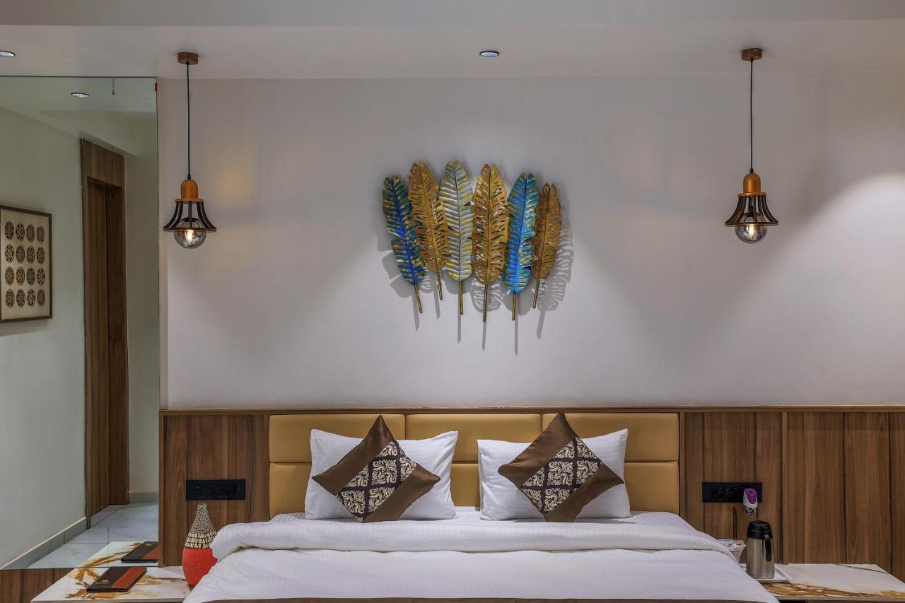 Hotel Aditya Mansingh Inn Somnāth エクステリア 写真
