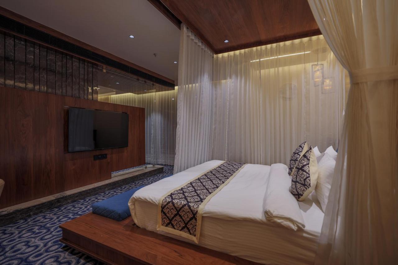 Hotel Aditya Mansingh Inn Somnāth エクステリア 写真