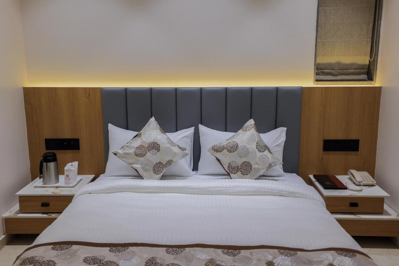 Hotel Aditya Mansingh Inn Somnāth エクステリア 写真