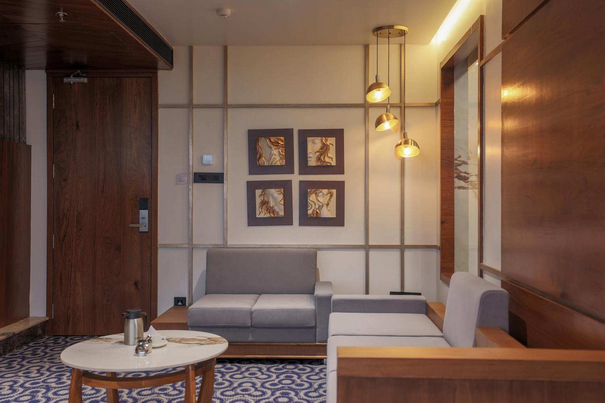 Hotel Aditya Mansingh Inn Somnāth エクステリア 写真